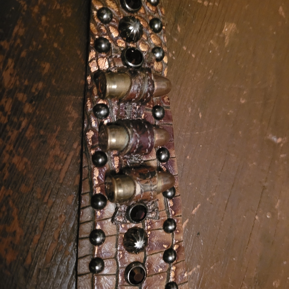 Leather Bracket - Picture 6 of 7
